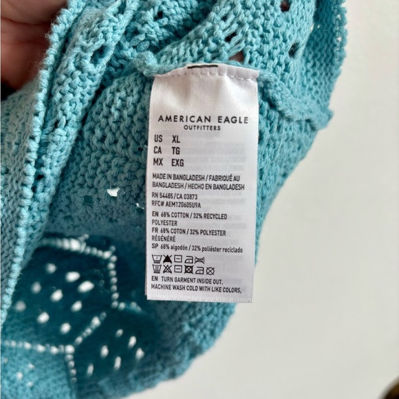 American Eagle Blue Crochet Knit Cropped Tank - Picture 4 of 7